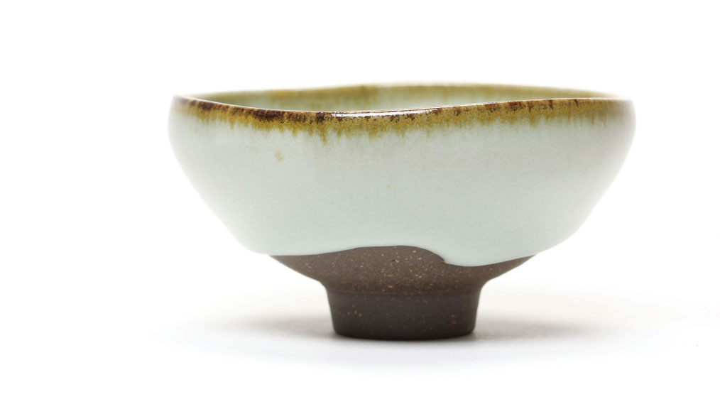 the right teacup